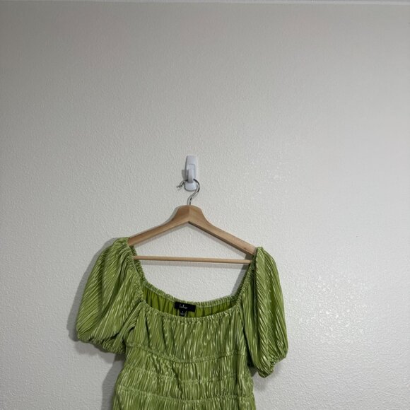 LULUS Plissed to Meet You Lime Green Puff Sleeve Plisse Bodysuit Chartreuse - Picture 9 of 9